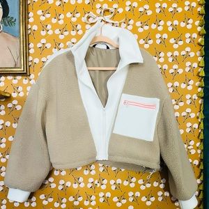 Zara Cropped Fleece Zip-up Jacket with White Contrast Collar SZ | M